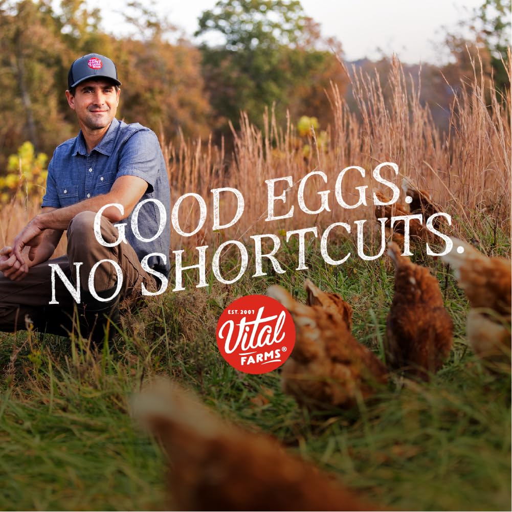 Vital Farms Organic Pasture-Raised Large Eggs 18ct view 4