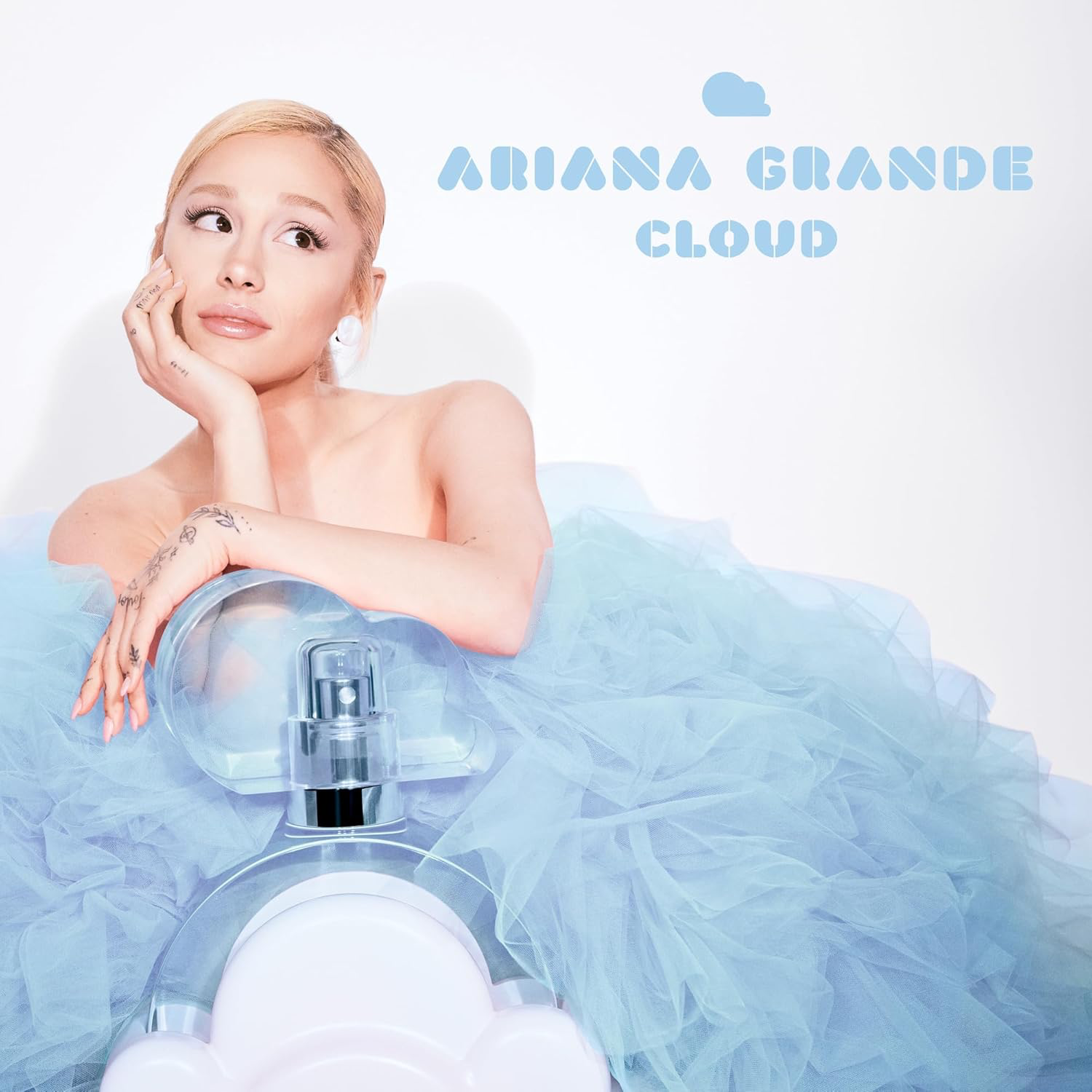 Ariana Grande Cloud Eau de Parfum – Warm Gourmand Fragrance for Women – Women's Perfume with Notes of Lavender, Coconut, Vanilla & Pear view 4